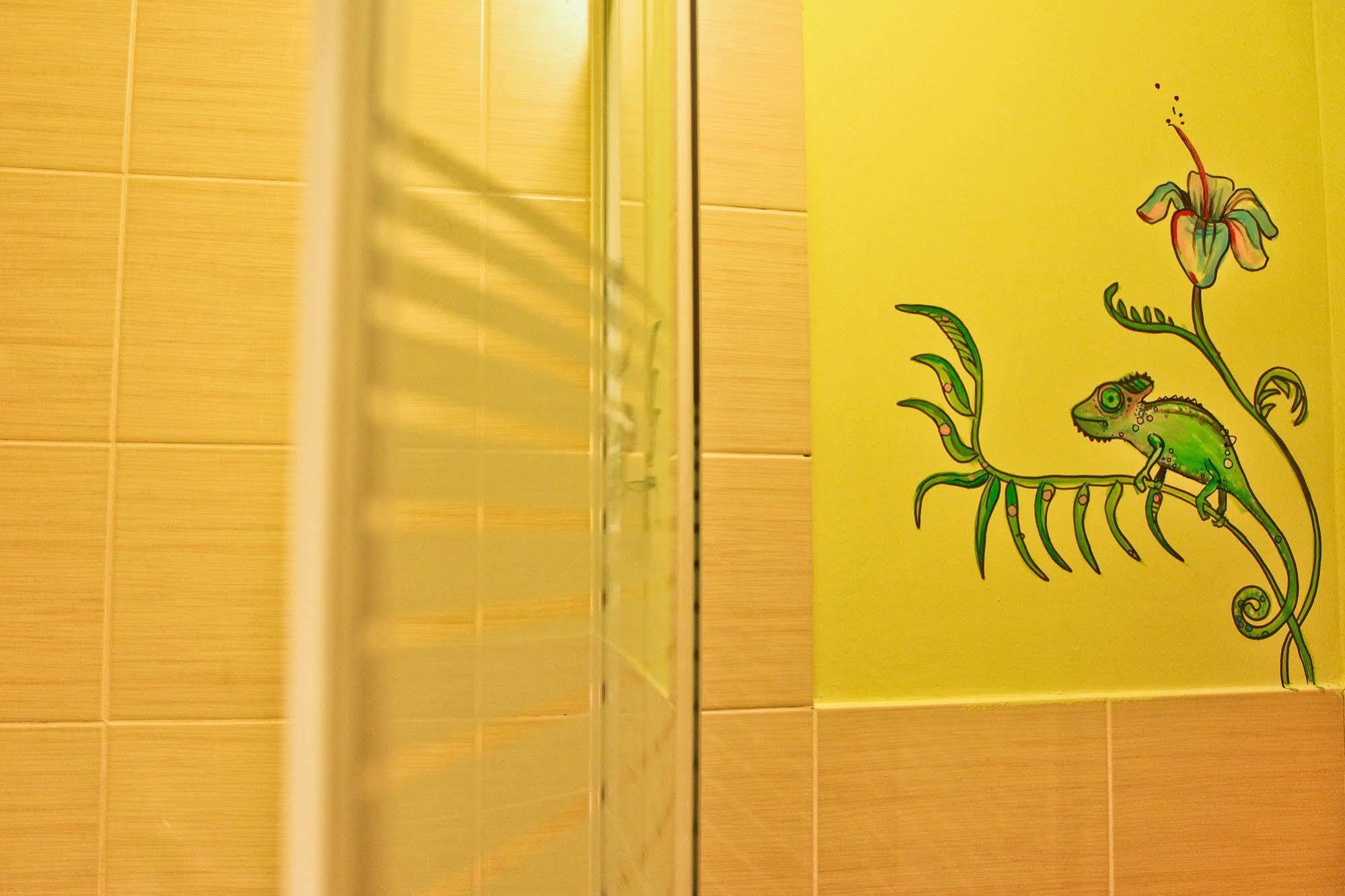 Poco Loco Hostel Poznan Ngoại thất bức ảnh
