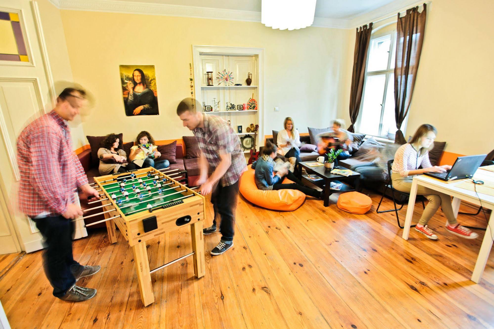 Poco Loco Hostel Poznan Ngoại thất bức ảnh